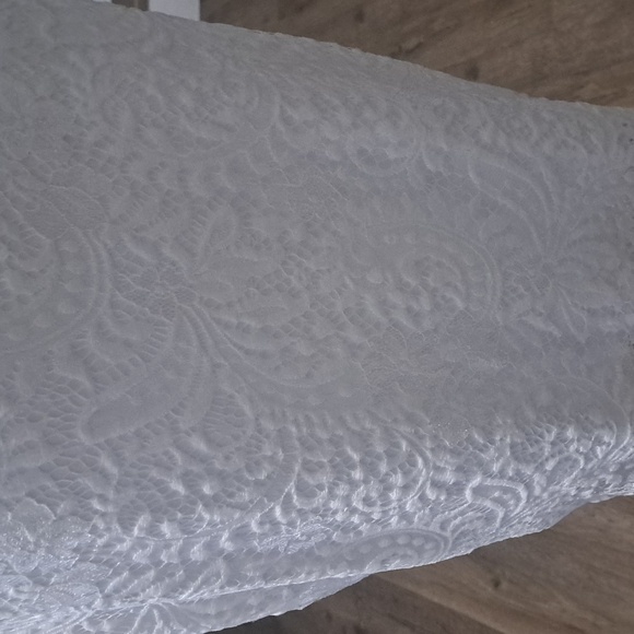 ALLANDWELL Women's Elegant Floral Lace VNeck Short Sleeve Knee-length Dress NWT - Picture 5 of 10